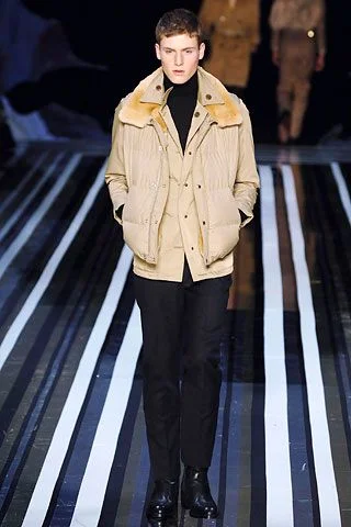 Look 32